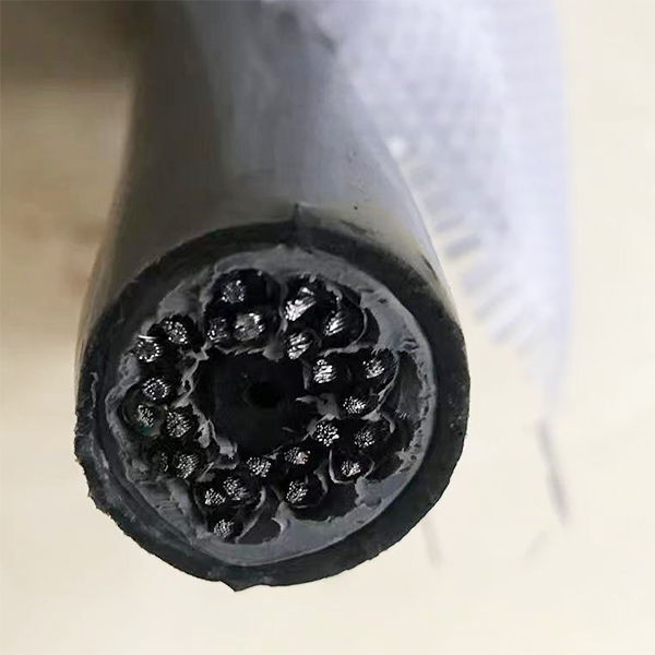 抗拉耐磨聚氨酯电缆