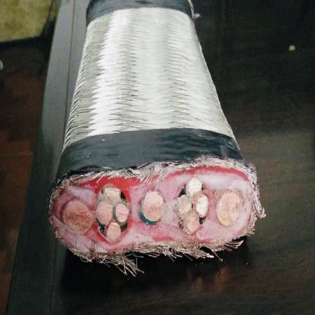 钢丝编织扁平电缆